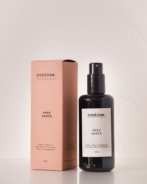 Routine. kūno, plaukų ir atmosferos dulksna Sexy Sadie (naujiena)